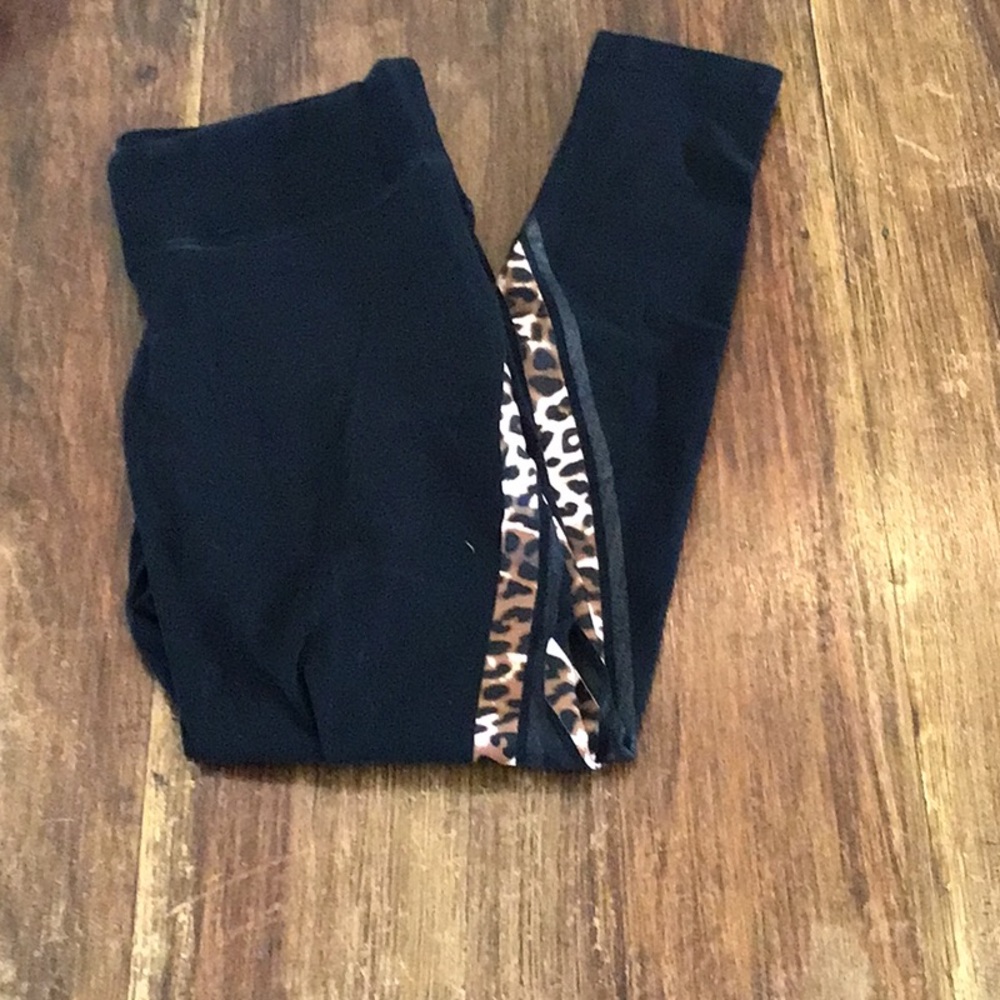 Victorias Secret PINK yoga animal print leggings